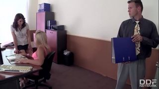 Phat Gorgeous office sluts eating pussy get caught and fucked! nHentai
