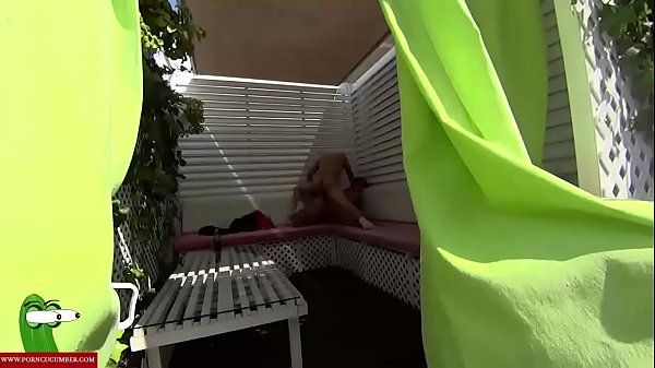 Couples Penetration at the Beach Bar Reservation CRI035 Xvideps - 2