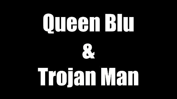 19 Yr. Queen Blue fucks BBC TrojanMan in the hoodrojanMan in the hood - 1