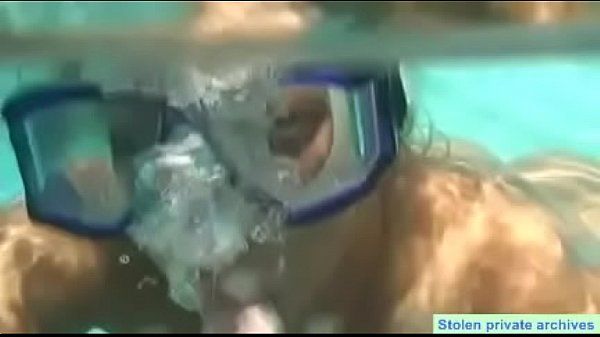 Petra Kvitova czech Wimbledon winner and blowjob underwater - 2