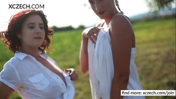 Girls showing tits and pussy in the sunset - XCZECH.com - 2