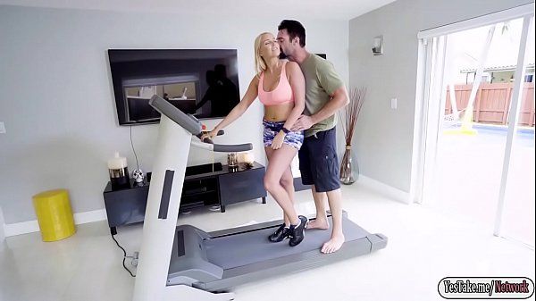 Vanesa Cage getting fucked by neighbor - 1