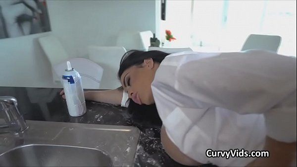 Curvy big tit Latina gets dirty in kitchen - 2