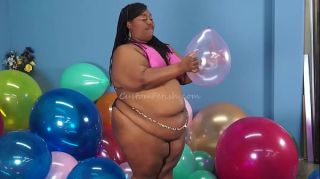 DarkPanthera Aminah Gorges On Whip Cream-Fingernail Pops Balloons Wrestling