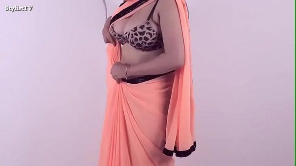How To Wear Saree Perfectly - Beautiful Designer Saree Draping (480p).MP4 - 1