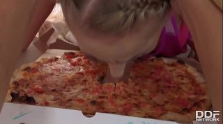 VRTube Delicious Pizza Topping - Delivery Girl Wants Cum in...