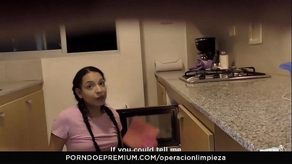 Tittyfuck OPERACION LIMPIEZA – Hardcore missionary drilling for Latina cleaning lady Car - 1