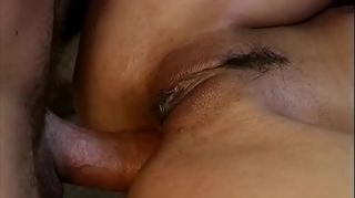 Thisav Bakki - versucht 2 Frauen zu überzeugen sich zu beugen Secret