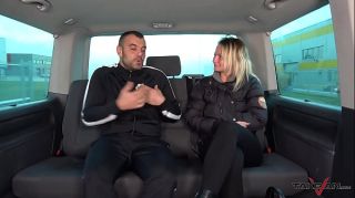 Free Amatuer Porn Hardcore Sex Adventure on the Van Backseat Peeing