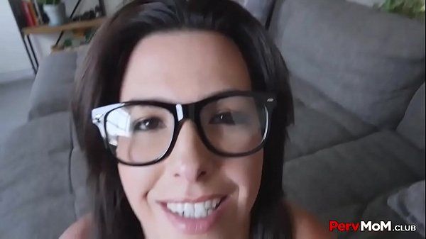 Fuck step Mommy Giving Blowjob To Son Wearing Glasses Amateur Pussy - 2