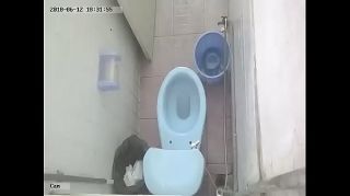 Submissive toilet AlohaTube