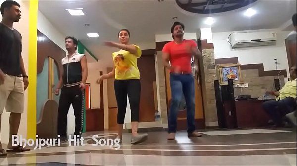 Smutty Hot Akshara Singh Dance Rehearsal and shaking boobs Free Amatuer - 1