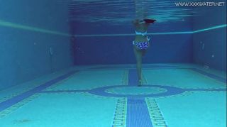 Web Cam Andreina De Luxe in erotic underwatershow Real Sex