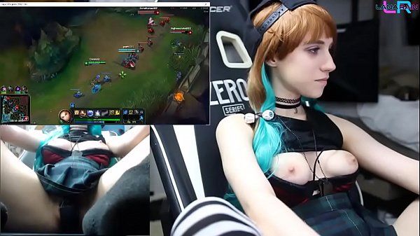 Teen Playing League of Legends with an Ohmibod 2/2 - 1