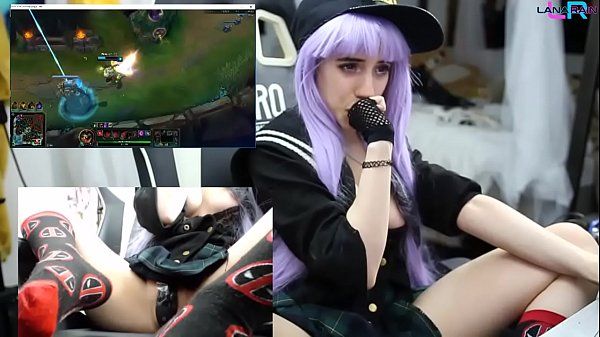 Teen Masturbating and Playing  League of Legends URF Mode 2/2 - 1