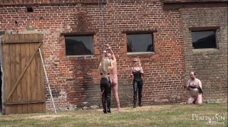 Scatrina You Better Not To Speak - Miss Suzanna Maxwell, Miss Courtney and Talkative Slave Joi