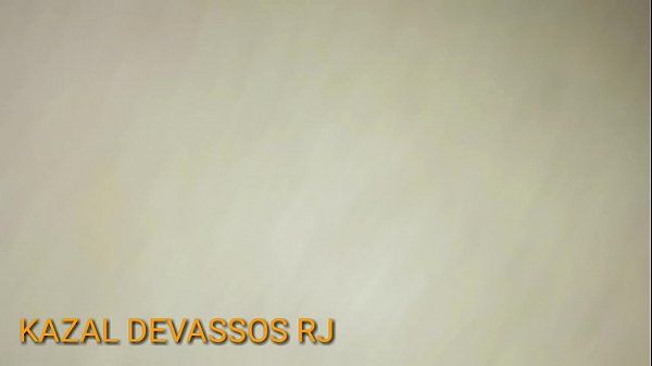 Chris Devassa -Vadia Casada quicando com vontade na piroca preta e terminando a Foda  com a bucetinha cheia de Leite no Motel Girassol Rio de Janeiro - 2