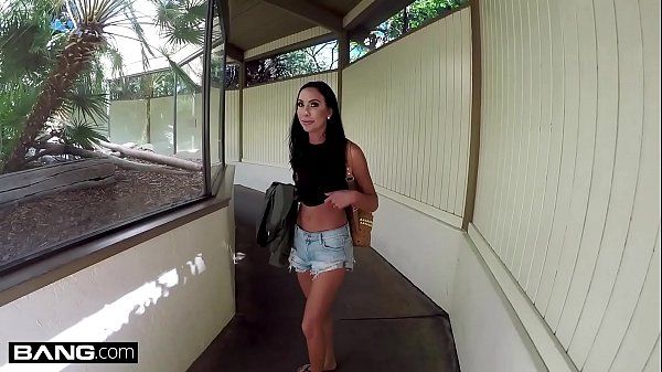 Real MILFs - Tiffany Brookes POV dick sucking in public - 2