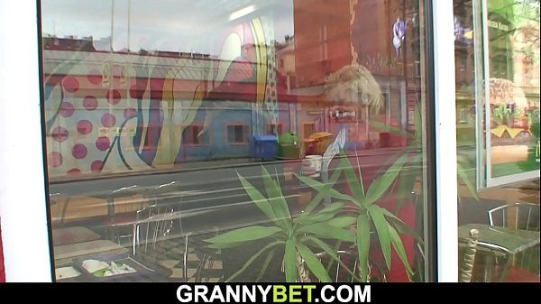 Goth Blonde big boobs granny picked up in the cafe Bongacams - 1