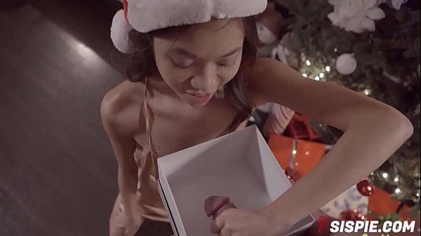 Dotado Vina Sky In Christmas Dick In A Box KindGirls - 1