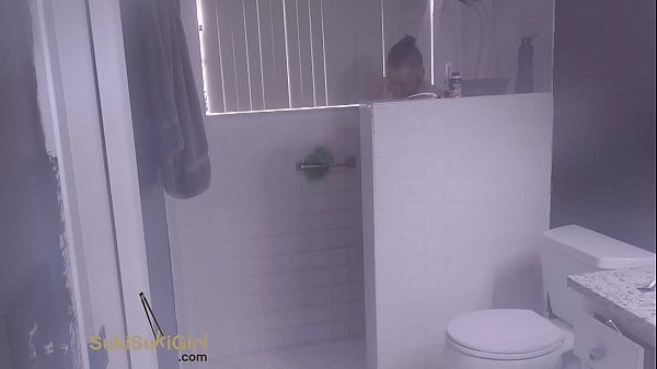 CamDalVivo young wmaf couple making love in the shower Asians