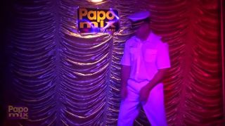 Sharing Stripper total de Yuri Gaucho em festa do PapoMix...