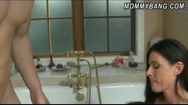 BF caught her girl fucking her stepmom in the bathroom - 2