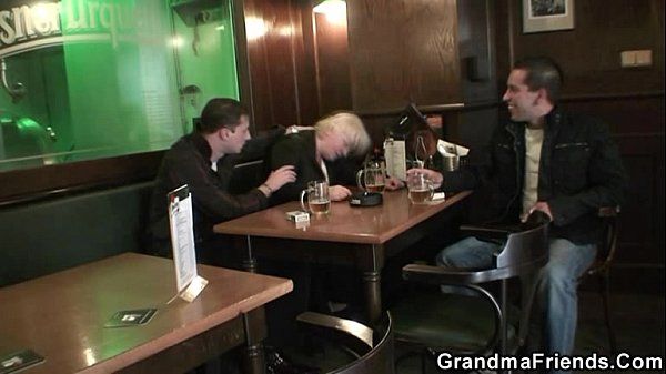 Two dudes fuck totally boozed granny - 1