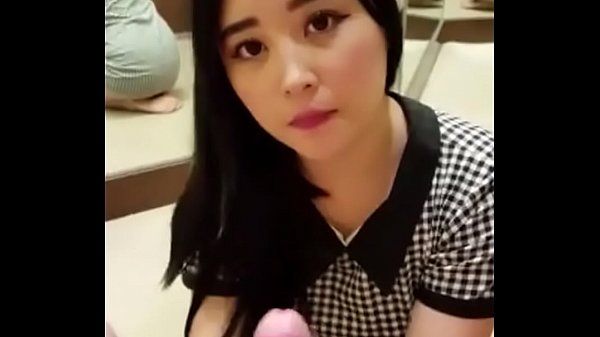 Vip Chinese girl blowjob big penis【Subscribe to me and update new videos every day】 Curvy