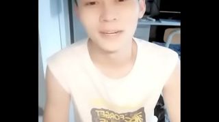 CamPlace Vừa khoe cu vừa hát Young Petite Porn