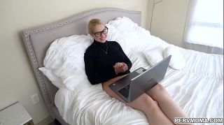 Viet Nam Blonde MILF Sarah Vandella pops her milf pussy for stepson! iXXXTube8
