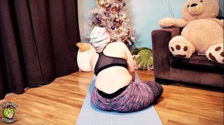 Spy Yoga session in a new pair of tight leggings! Enjoy watching as I stretch my limbs and bounce my big butt *Subscribe to XVIDEOS RED for FULL videos* Jerk Off