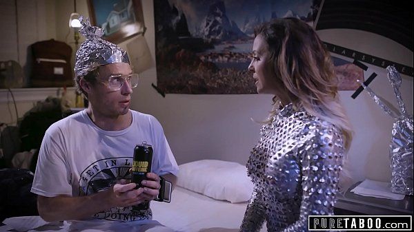 Amateur Blowjob PURE TABOO Conspiracy Theorist Meets Sexy Alien Female Pervs