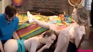 Trannies Family party Fiesta familiar Anal Licking
