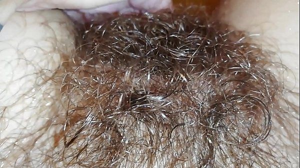 Super hairy bush hairy pussy fetish video underwater close up - 1