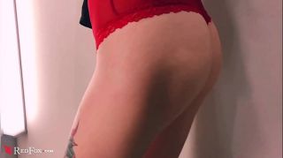 Female Orgasm Tattooed Girl Public Blowjob Dick Boyfriend at the Locker Room Russia