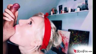 Video-One Sexy Blonde Striptease and Sensual Blowjob after Work - Closeup Bubble Butt