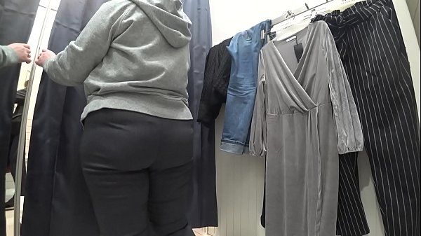 FullRips A plump milf with a juicy ass in white panties and big tits in a bra got into the lens of a hidden camera in a public dressing room. Puba