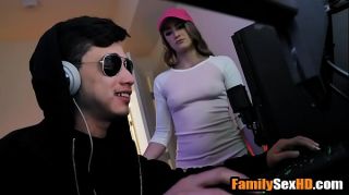 Watersports Stepsister fucks stepbrother while he is playing video games Fuck My Pussy Hard