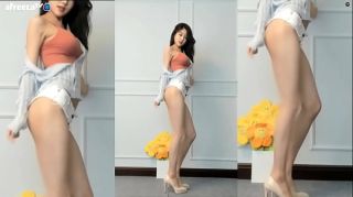 Gay Hardcore Gái Hàn Quốc nhảy khiêu khích nhạc sàn một AnySex