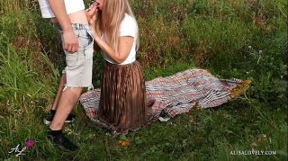 Nurugel Naughty Picnic - Amateur Couple Outdoors Fuck Relax