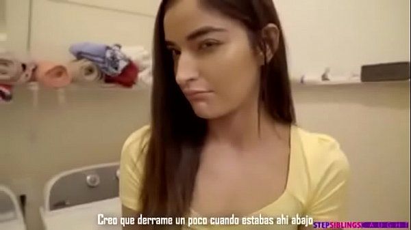 Tanned Hermanastro se aprovecha de su Hermanastra - Subtitulado al Español Ametuer Porn