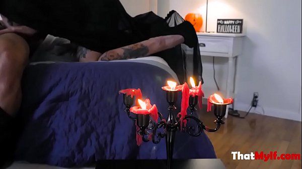 Cunt Dracula MILF For You Guys- Anna Bell Peaks - 2
