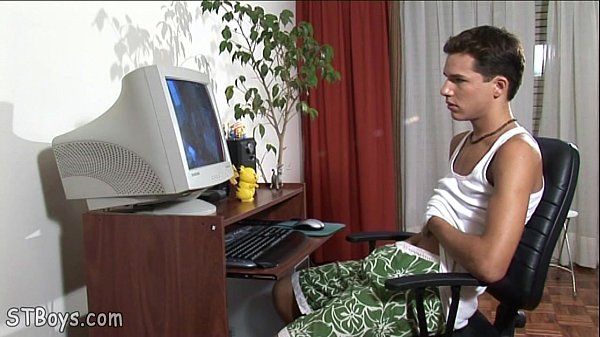 Baile Straight boy watching gay video and stroking off Hood