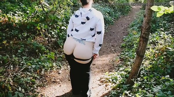 Bbw Exhibitionist Rubs Her Pussy Outdoors At A Public Park - 1