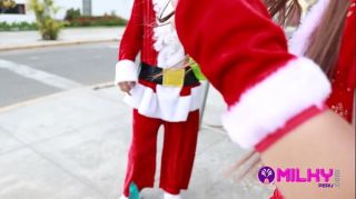 Blow Job Peruana regala el culo por navidad a un vendedor disfrazado de papa noel....que rico se corre la chinita Room