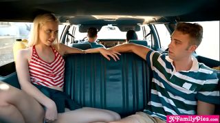 Muscle Stepsiblings Chloe Cherry sex in the back of the car with the parents in the front Glamcore