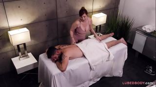 Metendo Double massage secret! - Valentina Nappi, Lauren Phillips France