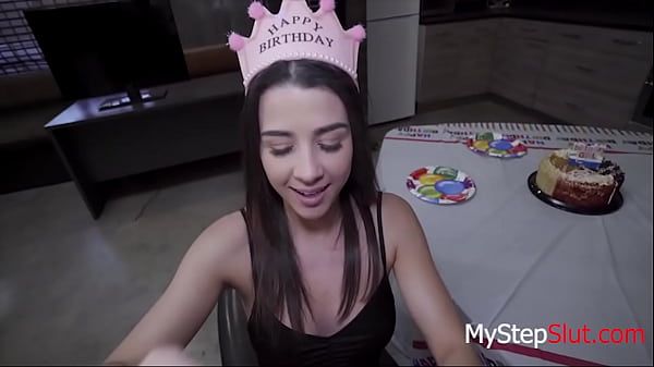 Daddy's Lil Princess And Her 18th Birthday Fuck- Kylie Rocket - 1