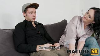 Site-Rip MATURE4K. Guy is very upset but stepmother cheers him up through fucking Vecina - 1